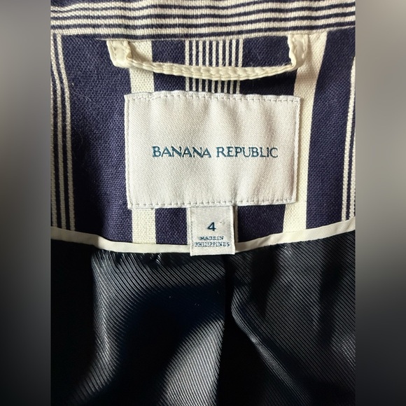 Banana Republic blue striped blazer / circus. 4 - Picture 4 of 4